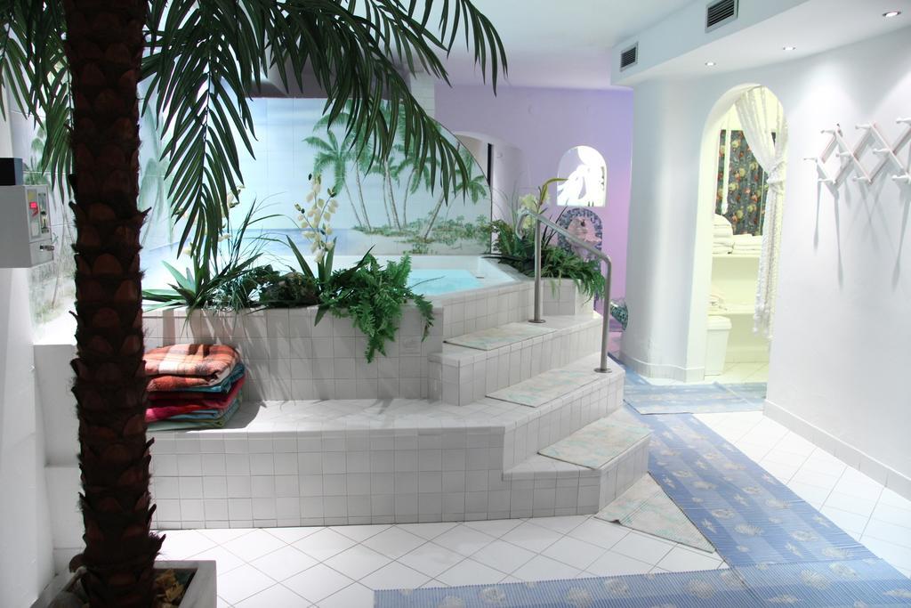Hotel Waldhof コルナイアノ エクステリア 写真