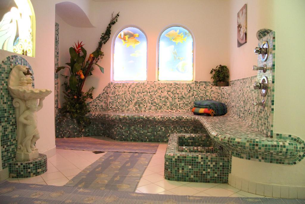 Hotel Waldhof コルナイアノ エクステリア 写真